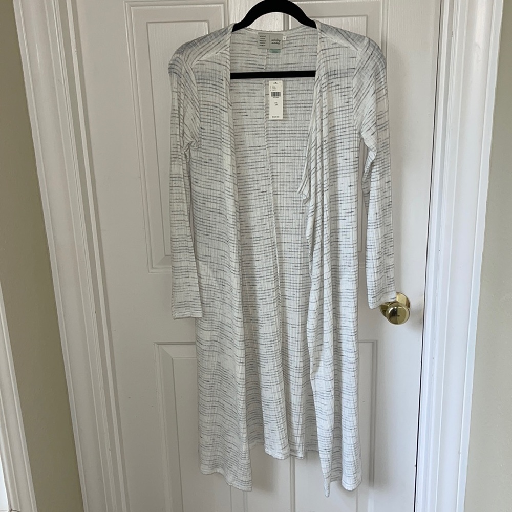NWT SATURDAY/SUNDAY GRAY/WHITE SUPER SOFT CARDIGAN